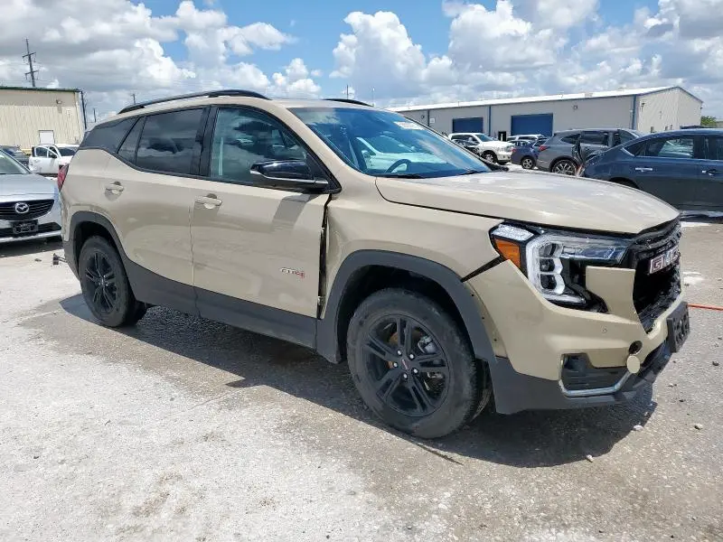 2023 GMC TERRAIN AT4