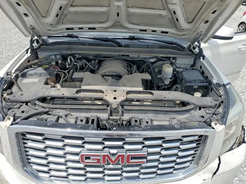 2018 GMC YUKON XL C1500 SLT  