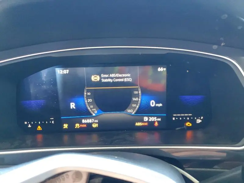 2022 VOLKSWAGEN TIGUAN S  