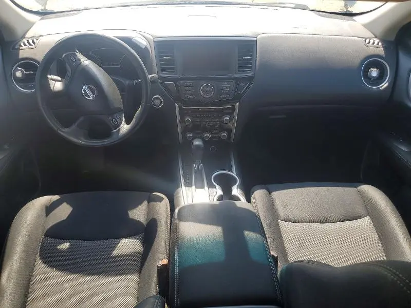 2017 NISSAN PATHFINDER SV  