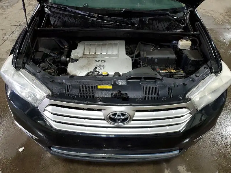 2011 TOYOTA HIGHLANDER LIMITED  