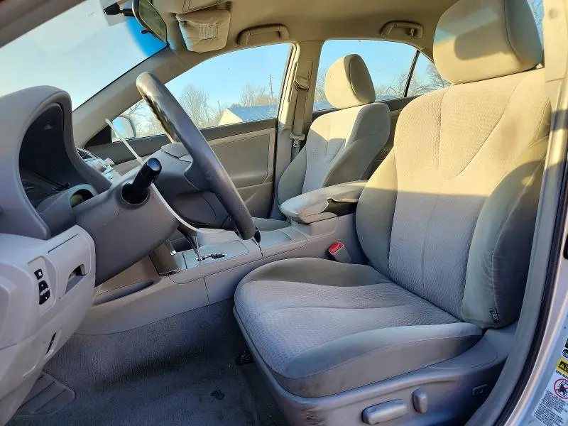 2011 TOYOTA CAMRY BASE  