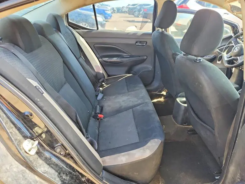 2020 NISSAN VERSA SV  