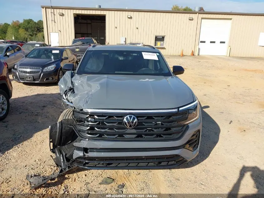 2025 VOLKSWAGEN ATLAS CROSS SPORT 2.0T SEL R-LINE BLACK