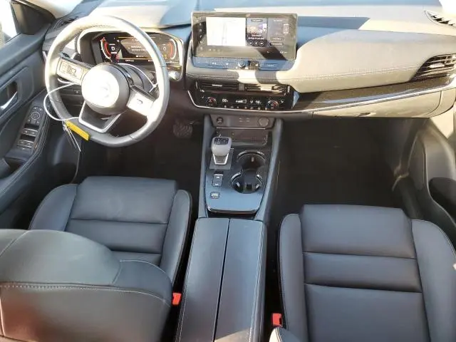 2024 NISSAN ROGUE SL  