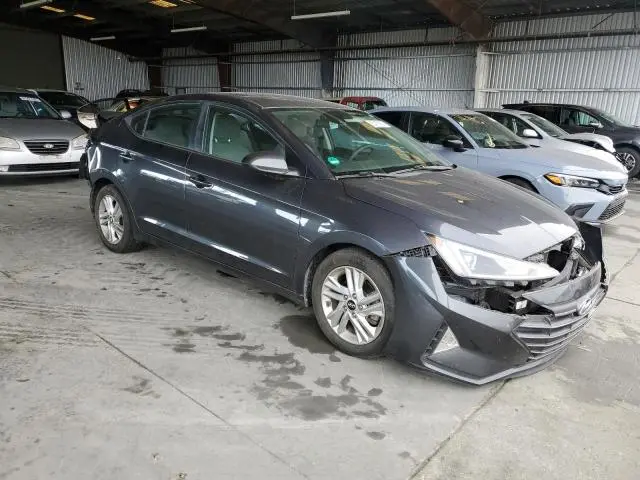 2020 HYUNDAI ELANTRA SEL  