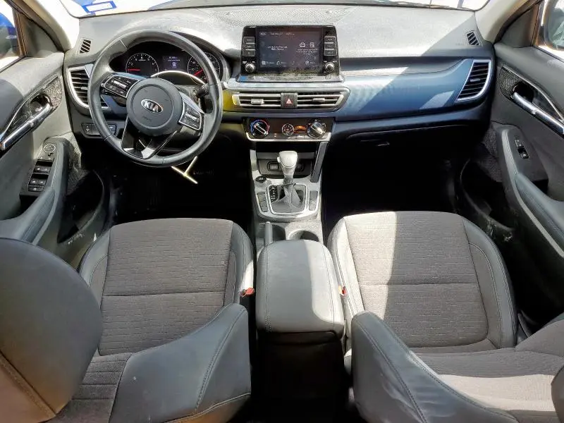 2021 KIA SELTOS S  