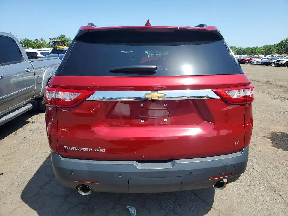 2021 CHEVROLET TRAVERSE LT  