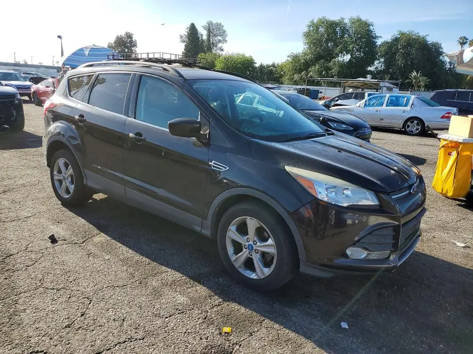 2013 FORD ESCAPE SE  