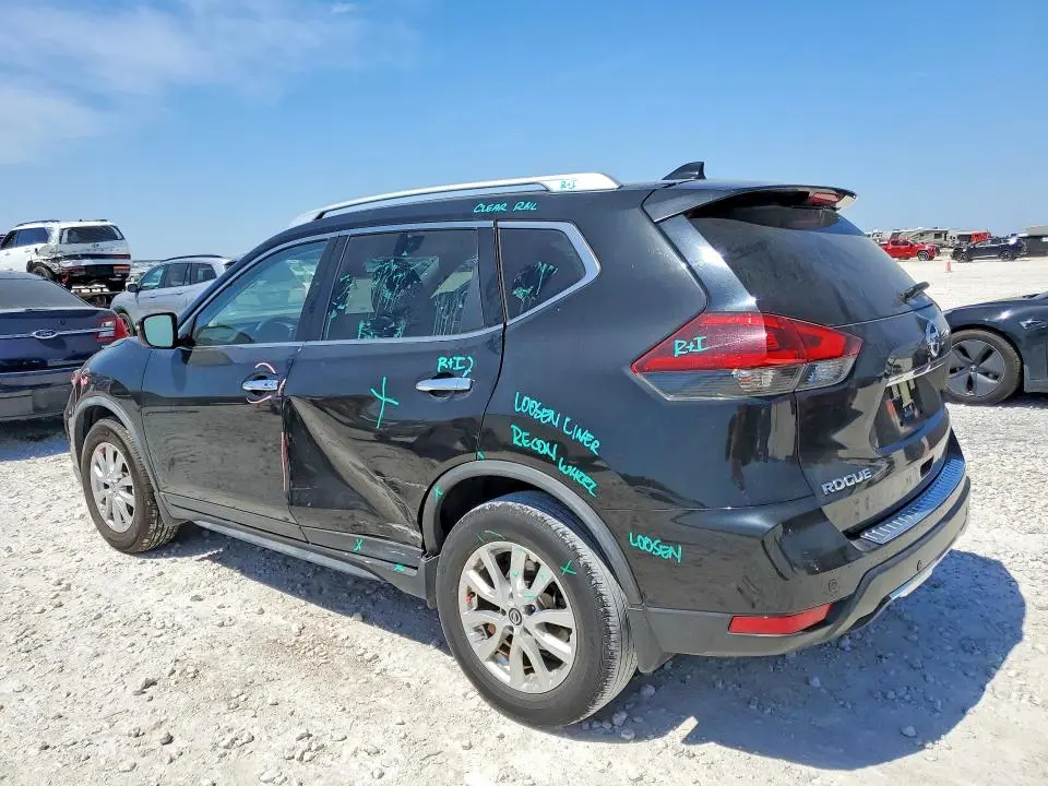 2020 NISSAN ROGUE SV  