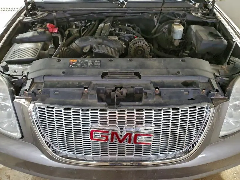 2012 GMC YUKON XL K1500 SLT  