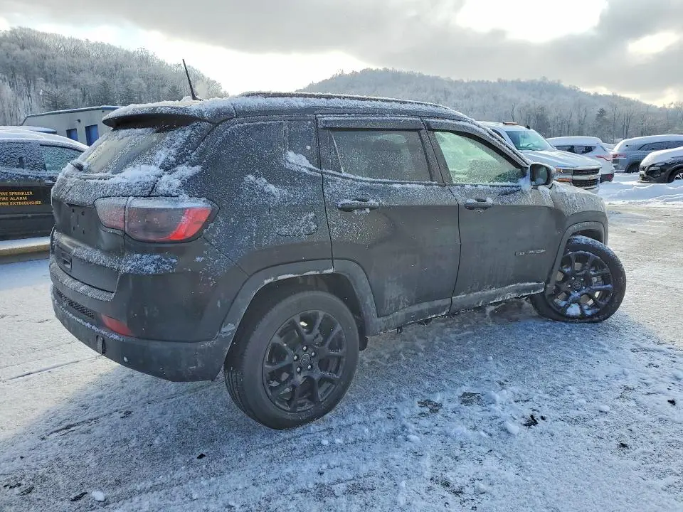 2025 JEEP COMPASS LATITUDE  