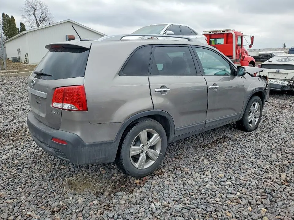 2013 KIA SORENTO EX  