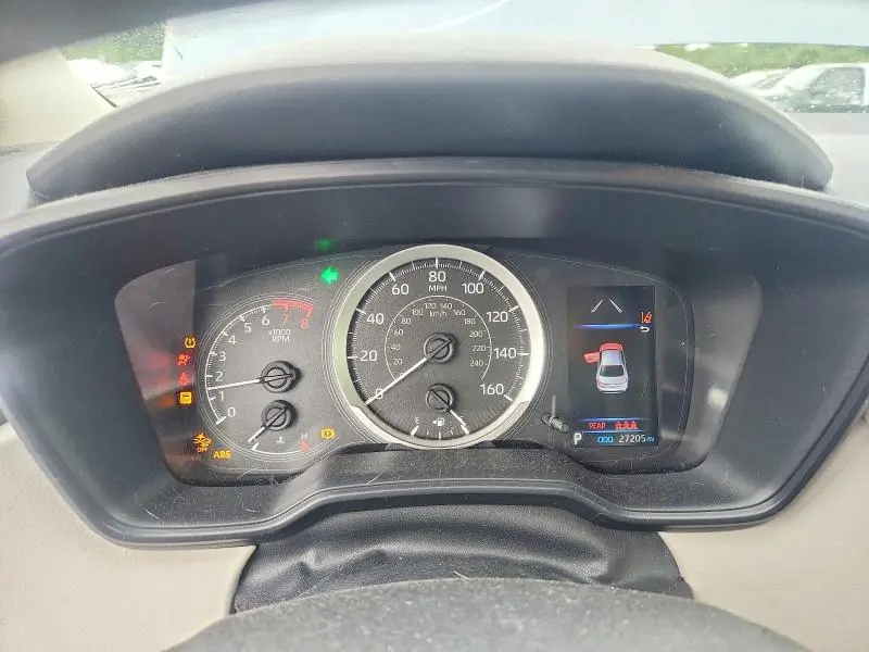 2022 TOYOTA COROLLA LE  