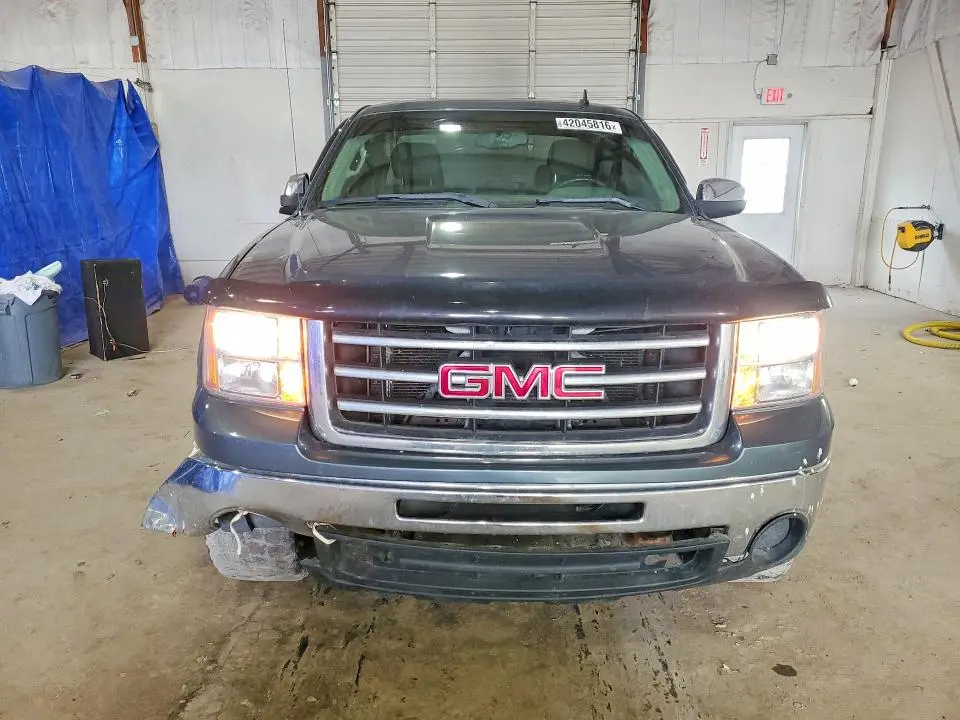 2013 GMC SIERRA K1500 SL  