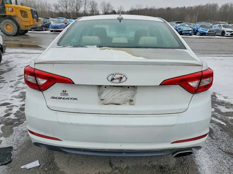 2016 HYUNDAI SONATA SE  