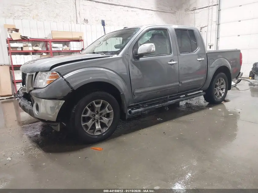 2019 NISSAN FRONTIER SL