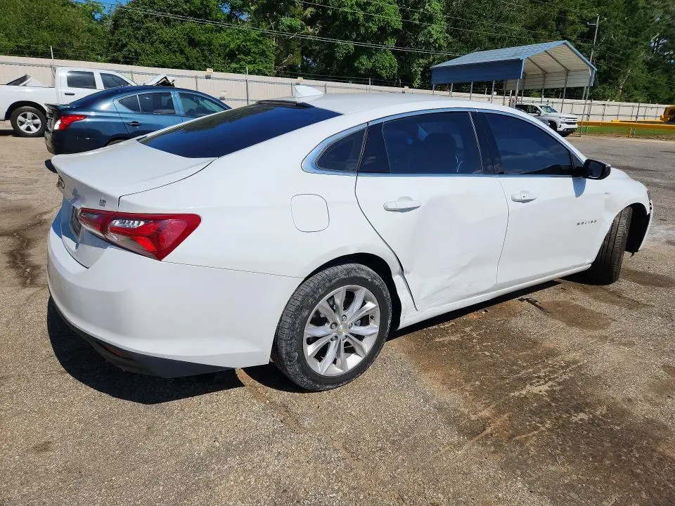 2022 CHEVROLET MALIBU LT  