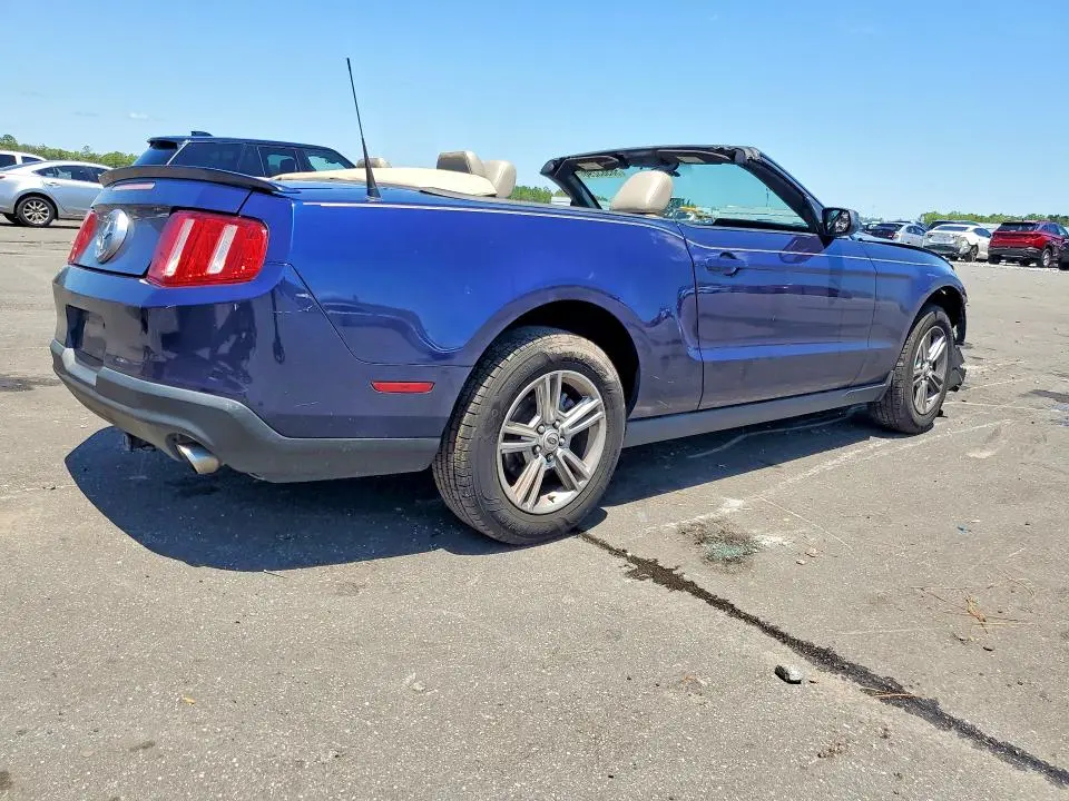 2012 FORD MUSTANG   
