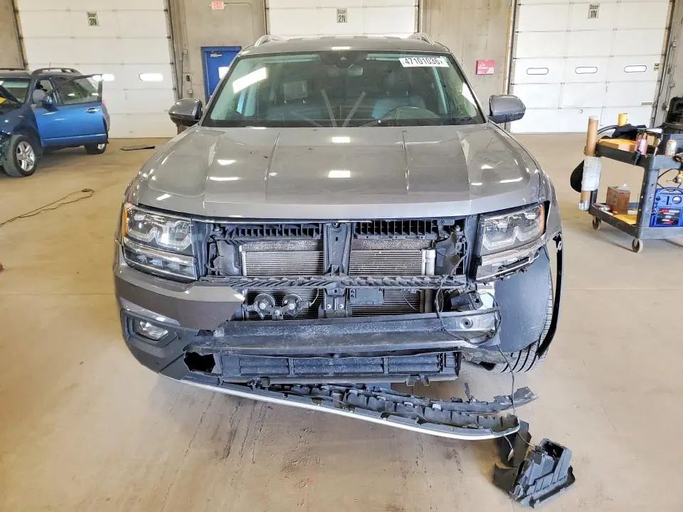 2018 VOLKSWAGEN ATLAS SE  