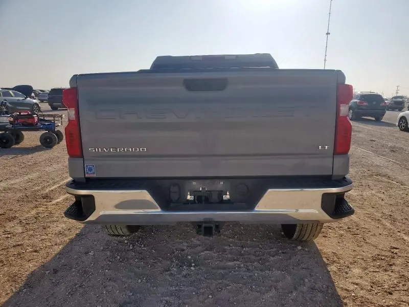 2024 CHEVROLET SILVERADO C1500 LT  