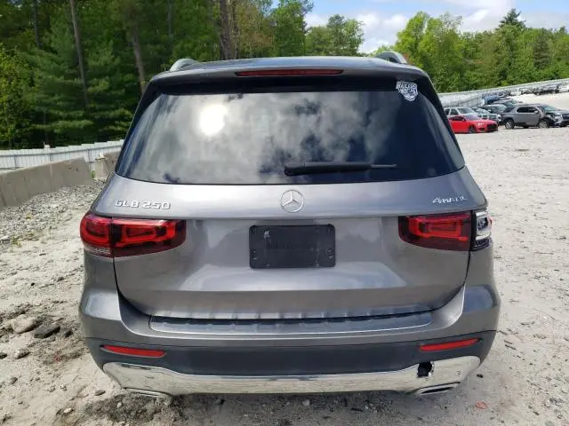 2021 MERCEDES-BENZ GLB 250 4MATIC  