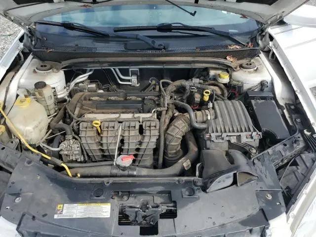 2013 CHRYSLER 200 LX  