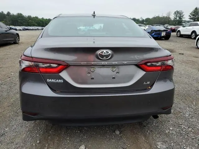 2022 TOYOTA CAMRY LE  