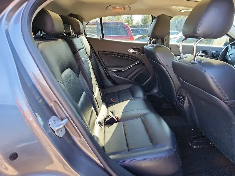 2015 MERCEDES-BENZ GLA 250 4MATIC  