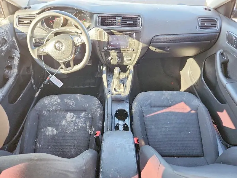 2016 VOLKSWAGEN JETTA SE  
