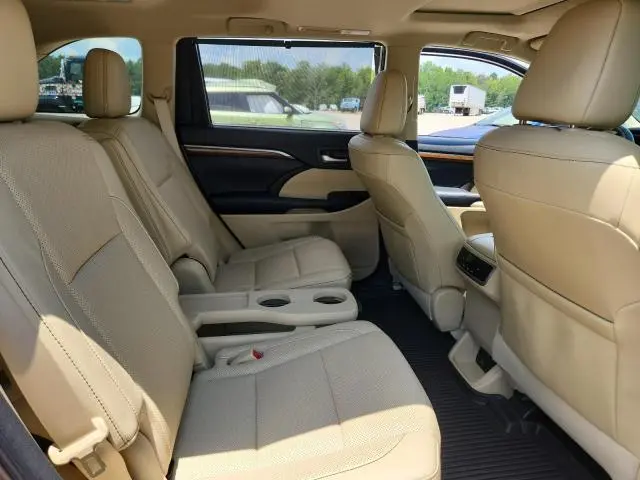 2018 TOYOTA HIGHLANDER LIMITED  