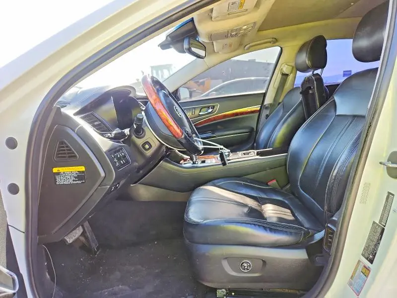2015 KIA K900 LUXURY  
