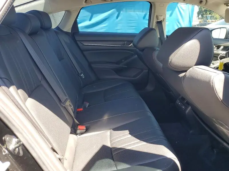 2022 HONDA ACCORD TOURING HYBRID  