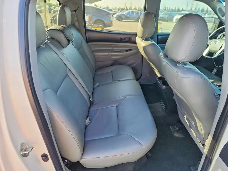 2015 TOYOTA TACOMA PRERUNNER V6  