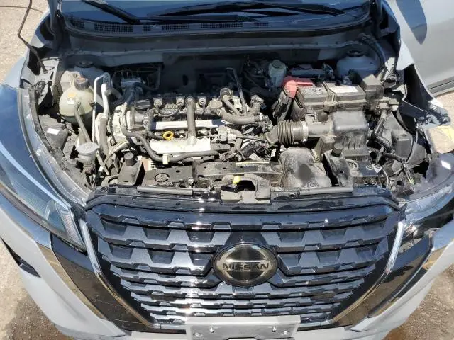 2021 NISSAN KICKS SR  