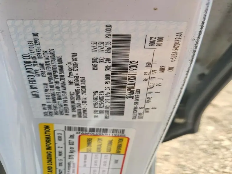 2019 FORD FUSION SE  