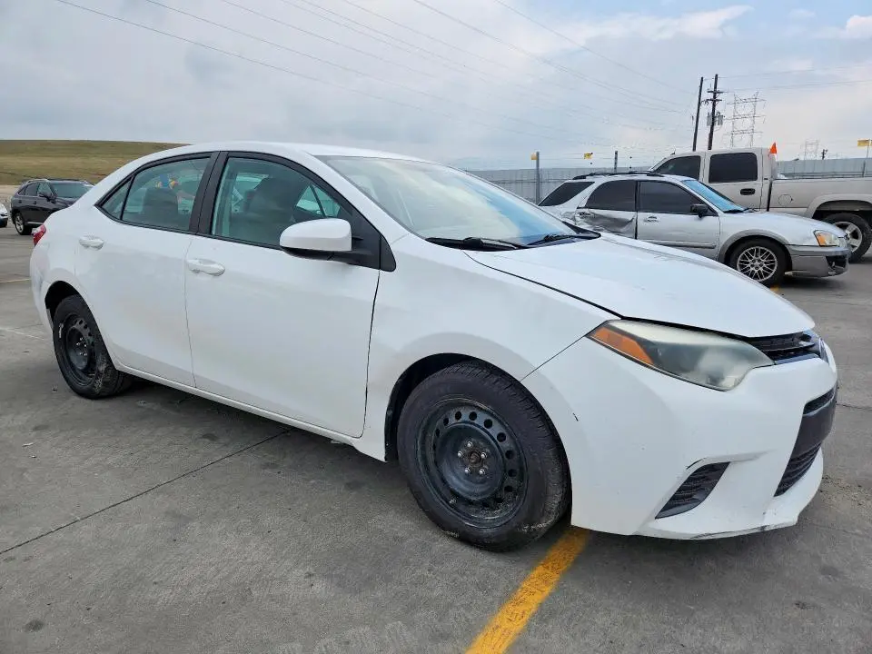 2015 TOYOTA COROLLA LE  