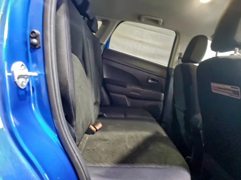 2015 MITSUBISHI OUTLANDER SPORT SE  