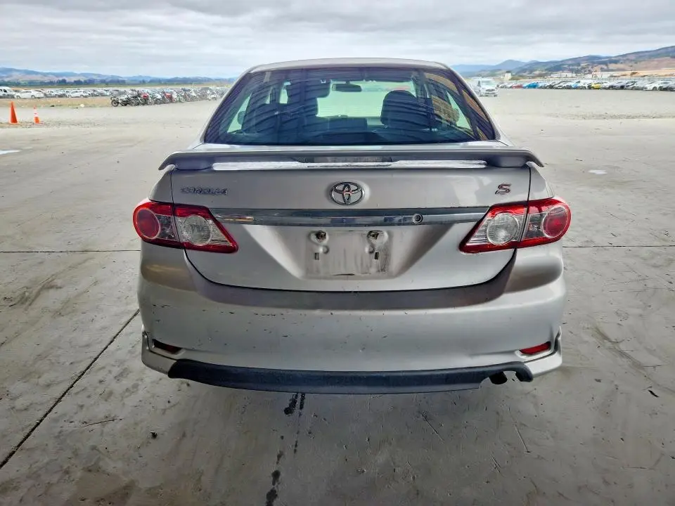 2013 TOYOTA COROLLA S  