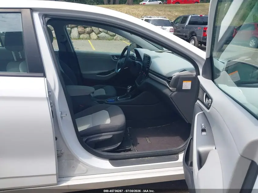 2020 HYUNDAI IONIQ HYBRID BLUE