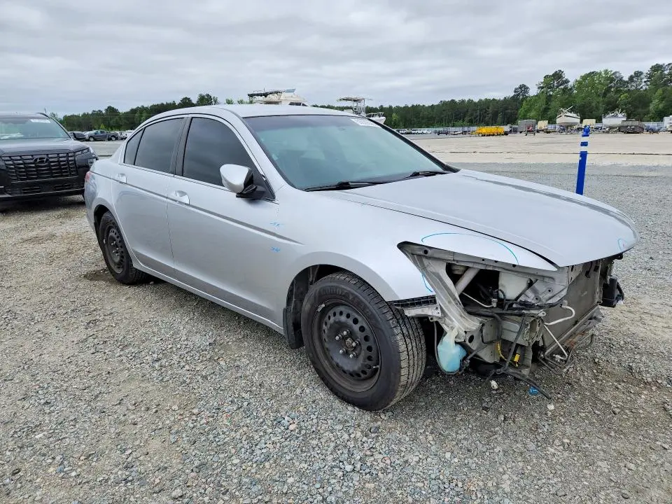 2011 HONDA ACCORD LX  