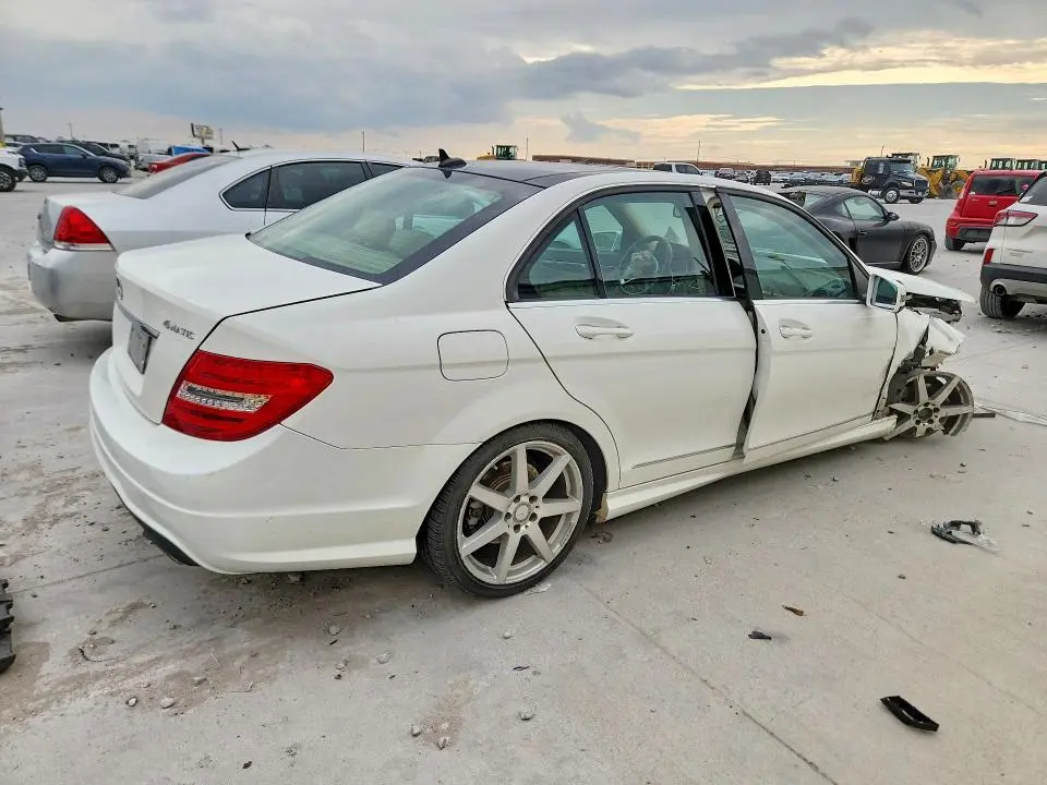2014 MERCEDES-BENZ C 300 4MATIC  