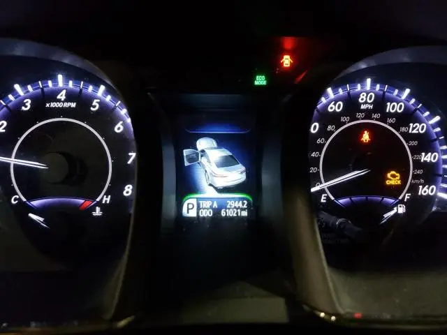 2015 TOYOTA AVALON XLE  