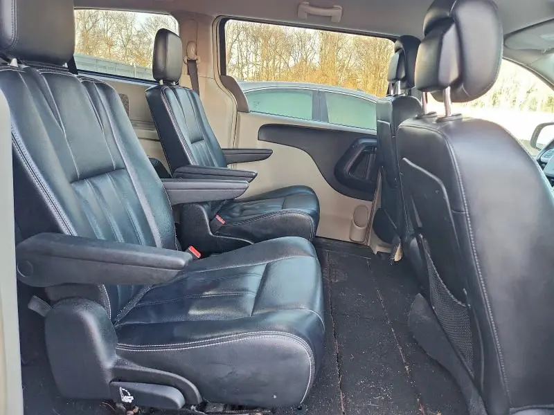 2014 CHRYSLER TOWN & COUNTRY TOURING  