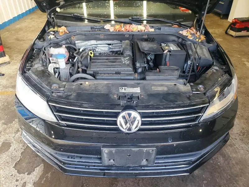 2017 VOLKSWAGEN JETTA SE  