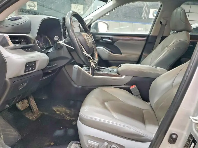 2022 TOYOTA HIGHLANDER HYBRID LIMITED  