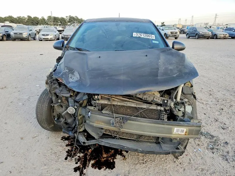 2017 CHEVROLET SONIC LT  