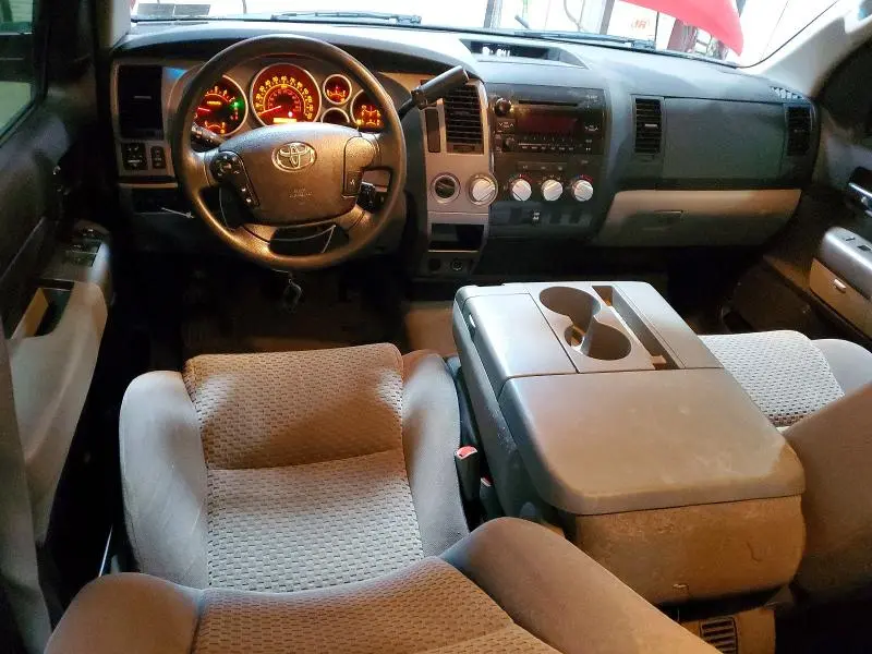 2011 TOYOTA TUNDRA CREWMAX SR5  