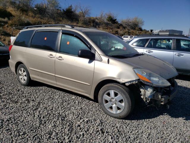 2010 TOYOTA SIENNA CE