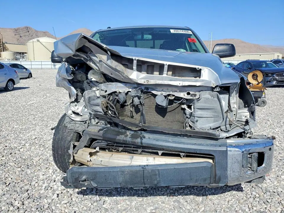 2016 TOYOTA TUNDRA SR5  
